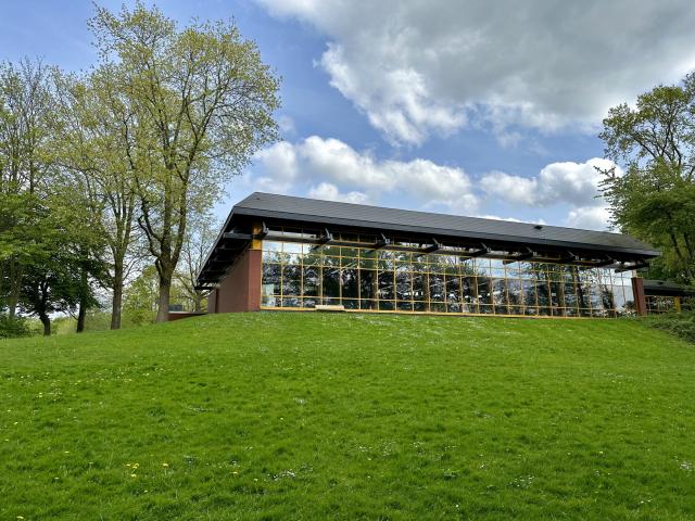 Aussenaufnahme der Schwimmhalle Preetz